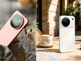 Vivo X500 serisi, aksesuarlarla birlikte tüm model ve renk seçenekleriyle hem basın hem de ürün deneme fotoğraflarında ve videolarında gösterilmektedir.