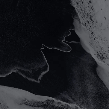 Pixel 11 Pro Fold'un Ay Işığı, Lunar Tides duvar kağıdını gösteren erken bir sızıntı