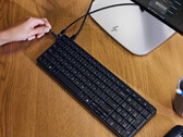 HP, EliteBoard G1a'yı tek renk seçeneğiyle satıyor.