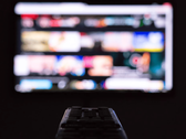 Artık gecikmeli yansıtma yok: Yeni açık kaynaklı araç, web videolarını tam kalitede akıllı TV'lere aktarıyor