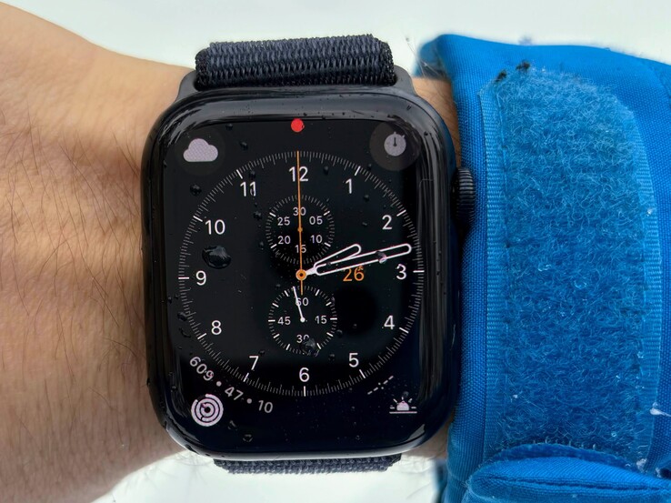 Apple Watch Series 9 gerçekten parlak ve her zaman okunması kolay.