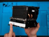 Steam Machine’in I/O ve PSU ünitelerinin üstünde bulunan büyük soğutucusunun ekran görüntüsü