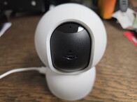 Lens, muhafaza tarafından mekanik olarak kapatılabilir.