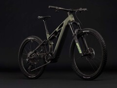 Cube, etkileyici donanıma sahip yeni bir e-MTB sunuyor
