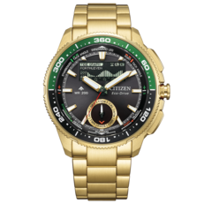 Yeşil çerçeve vurgularına ve paslanmaz çelik bileziğe sahip altın tonlu Citizen Promaster Wave Tracker JV3002-51E'nin öne bakan ürün görüntüsü.