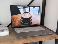 OmniBook Ultra 14'ün yeni tasarımı harika görünüyor, ancak yeni klavye beklenmedik bir değişiklik