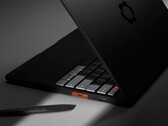 Framework Laptop 13 Pro, en fazla Core Ultra X7 358H CPU ile donatılabilir.