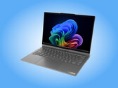ThinkBook Plus G7 Auto Twist, Luna Grey renginde sunulmaktadır.