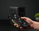 Minisforum MS-02 Ultra Mini PC, düşük profilli GPU'ları barındırabilir.