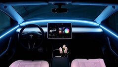 Star Ring Tesla aydınlatma kiti, Tesla 3 ve Y elektrikli araçlarına aydınlatma efektleri ve güvenlik özellikleri ekler.
