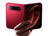 Xiaomi 18 Fold, altın, kırmızı ve siyah olmak üzere üç farklı renkte mevcuttur.