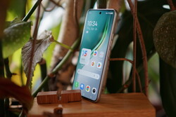 İncelemede: Tecno Camon 40 Premier. Test cihazı Tecno Mobile tarafından sağlanmıştır. İncelemede: Tecno Camon 40 Premier. Test cihazı Tecno Mobile tarafından sağlanmıştır.