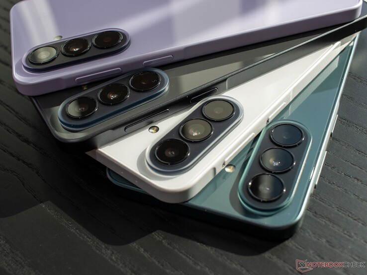 Samsung'un Galaxy A37'nin kameralarını Galaxy A38'de değiştirmeden kullanmayı planladığı bildiriliyor.