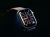 Huawei, Apple Watch’u HarmonyOS’e bağlamaya çalışıyor.