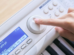 Casio LK-550WE klavye