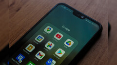 Resimde görülen bir Android akıllı telefon