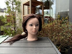 Ön kamera kullanılarak çekilen fotoğraf