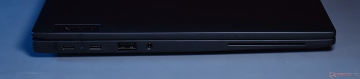 sol: 2x Thunderbolt 4, USB A 3.2 Gen 1, 3,5 mm Ses, Akıllı Kart Yuvası