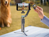Osmo Mobile 8P ve Osmo FrameTap aksesuarı.