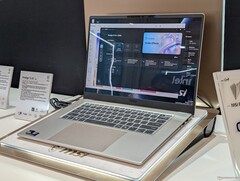 En yeni Prestige 16, XPS 16'dan daha düşük çözünürlüklü bir ekrana sahip olabilir, ancak daha fazla bağlantı noktası ve daha ince bir tasarımla bunu telafi ediyor
