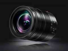 Panasonic, Leica DG Vario-Elmarit 12–60 mm objektifte küçük iyileştirmeler yaptı.