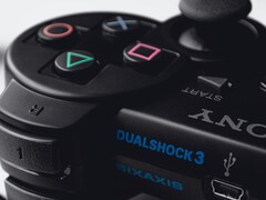 RPCS3, USB ve Bluetooth üzerinden resmi DualShock 3 PS3 kumandasını destekler.