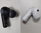 Galaxy Buds 4 Pro (solda) ve Galaxy Buds 4'ün (sağda) sahte üniteleri.