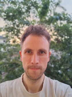 Note 17 Pro ile selfie