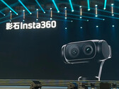 Insta360'ın Luna vlog kamerasına resmi bakış.