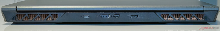 Arka kısım: USB 3.2 Gen2 Type-C (Güç dağıtımı çıkışı), HDMI çıkışı, mini-DisplayPort çıkışı, DC-in