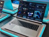 Geekom GeekBook X16 Pro, yakında Zen 5 tabanlı AMD Gorgon Point APU'larla güncellenecek.
