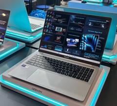 Geekom GeekBook X16 Pro, yakında Zen 5 tabanlı AMD Gorgon Point APU'larla güncellenecek.