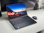 Lenovo ThinkPad E16 G3 İncelemesi - Uygun fiyatlı ofis dizüstü bilgisayarı 120 Hz ekranla daha da iyi