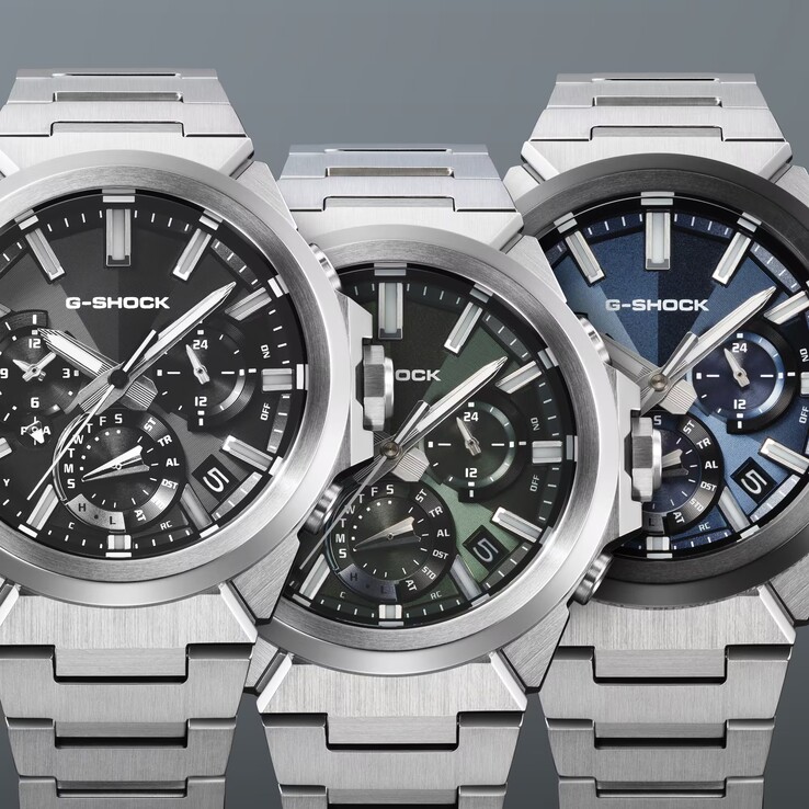 Casio G-Shock GST-W1000D-1AJF, GST-W1000D-3AJF ve GST-W1000D-2AJF (soldan sağa)