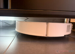 Qrevo Curv 2 Pro, geri çekilebilir lazer kulesi sayesinde daha fazla mobilyanın altını temizler