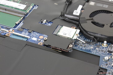 Birincil M.2 2242 PCIe4 x4 NVMe SSD