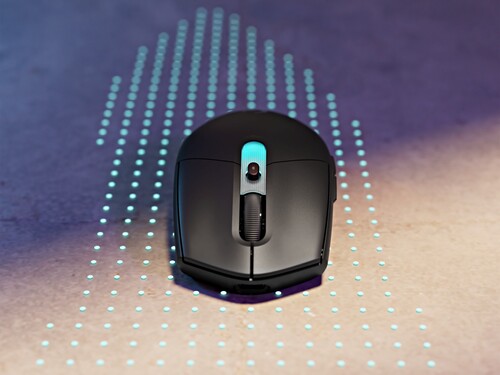 Siyah renkte gösterilen Logitech G305 X Superlight oyun faresi