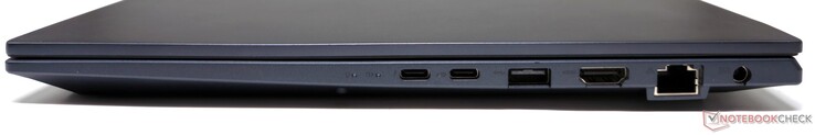 Sağ tarafta: Thunderbolt 4, USB 3.2 Gen2 Type-C (DisplayPort/Güç Dağıtımı), USB 3.2 Gen1 Type-A, HDMI 2.1-out, RJ-45, DC-in