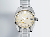 Grand Seiko SBGA519, degrade bir arka plana karşı.