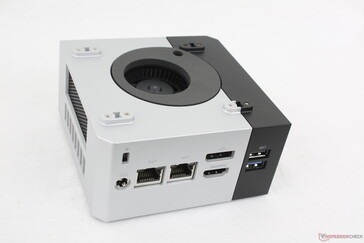 Dış metal kapak çıkarılmış alt kısım