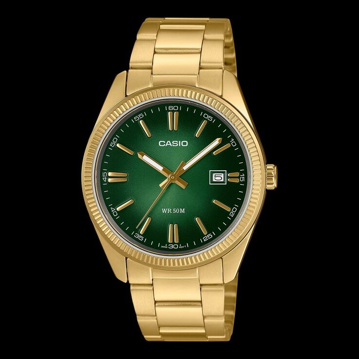 Casio'nun en yeni ve uygun fiyatlı MTP-1302PGC-3AV şık saati, parlak yeşil kadranı yivli çerçeveyle birleştiriyor
