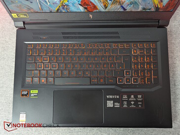 Klavye ve Dokunmatik Yüzey