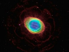 Halka Nebulası'nı gösteren bir resim.