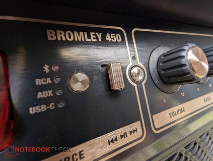 Kaynak düğmesi ve medya anahtarı