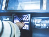 FBI'ın IC3 FLASH tavsiyesi, kötü amaçlı yazılım destekli ATM jackpot olaylarına karşı uyarıda bulunmakta ve operatörler için teknik göstergeler ve hafifletme adımları içermektedir.