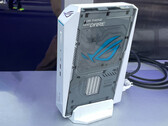 ROG NUC 2026'nın (resimde görülen) beyaz varyantının fiyatı yaklaşık 4.569 dolar.