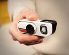 Insta360 Go 3S, tamamen yeni bir tabana sahip retro bir paketle geliyor.