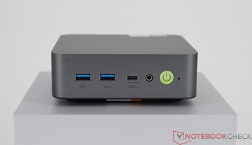 GMKtec NucBox K17 - Ön Panel Konektörleri