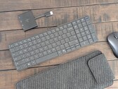 HP EliteBoard G1a AI incelemesi: Göz önünde saklı bir bilgisayar