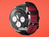 Moto Watch Ultra, suya dayanıklı paslanmaz çelik bir kasaya sahiptir.